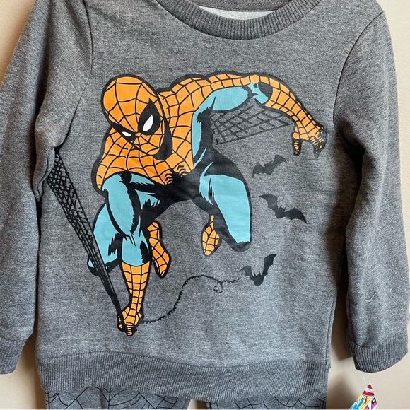 NWT Marvel Spiderman Halloween gray sweatshirt sweatpants sets - Picture 6 of 8